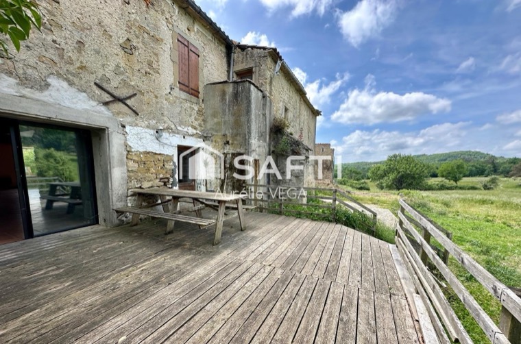 Maison vendue à Mirepoix, 263 m²